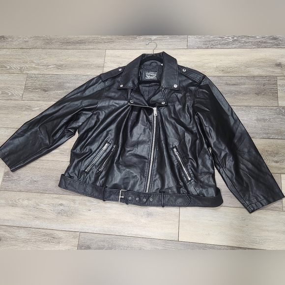 Levi's Black Faux Leather Jacket Size 4X - Picture 1 of 11